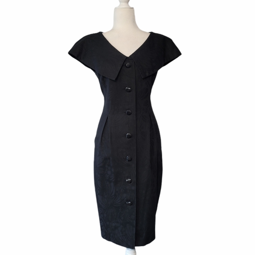 Liz Claiborne sleeveless collared floral dress